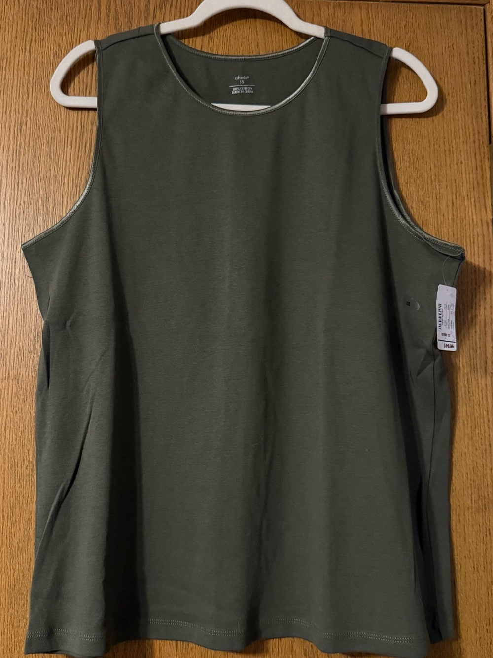 Women's Sleeveless Tank Top - Olive Green